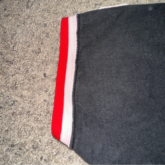 Champion Black and Red V-Neck Tee - Picture 4 of 16